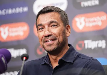 Son dakika | Giovanni Van Bronckhorst'tan canlı yayında transfer açıklaması