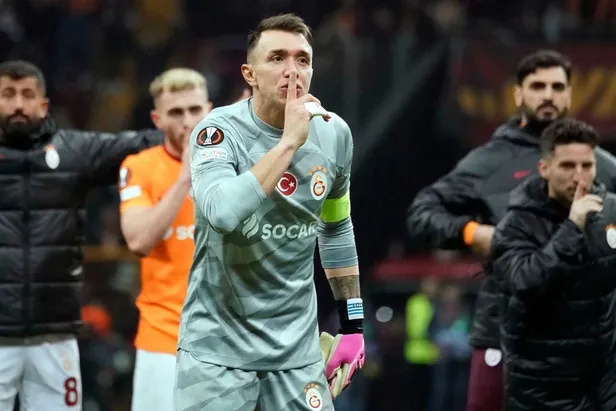 SÜPER KUPA FİNAL MAÇ SONUCU | 7 Nisan Pazar Galatasaray-Fenerbahçe mücadelesi iptal mi oldu, ertelendi mi?