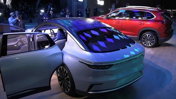 TOGG’da yeni modeller ilk kez görüntülendi! C-Sedan ve C-X Coupe geliyor! İşte yollara çıkacakları tarih...