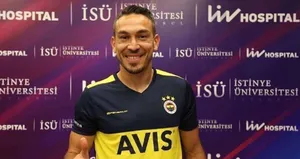 Fenerbahçe milli golcü ile anlaştı