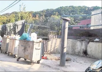 İnsanlık rögar çukuruna gömüldü!