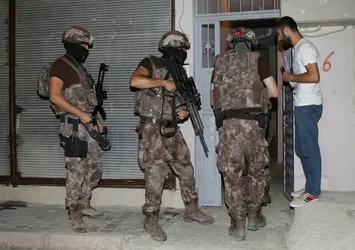 Van'da PKK/KCK operasyonu! 23 kişi gözaltında