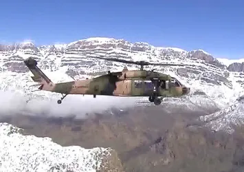Düşen helikopter görüldü