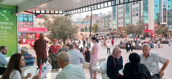 Gayrimenkul sertifikasına yoğun ilgi! TIR ve çadırlar İstanbul’da halkla buluşuyor