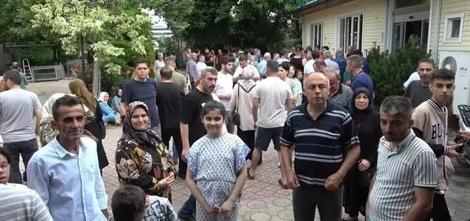 Bursa’da kurbanlık danaya girdiler kutudan sosis çıktı! Akılalmaz rezalette ilk ifade | Baba ve oğlu tutuklandı