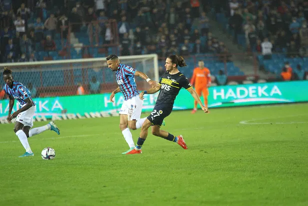 Fenerbahçe - Trabzonspor CANLI MAÇ izle! FB - TS canlı izle bedava kesintisiz şifresiz canlı yayın izleme yolları...