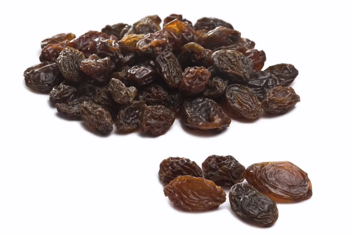 Kuru üzümün faydaları neler? 21 kuru üzümün suyunu içerseniz...
