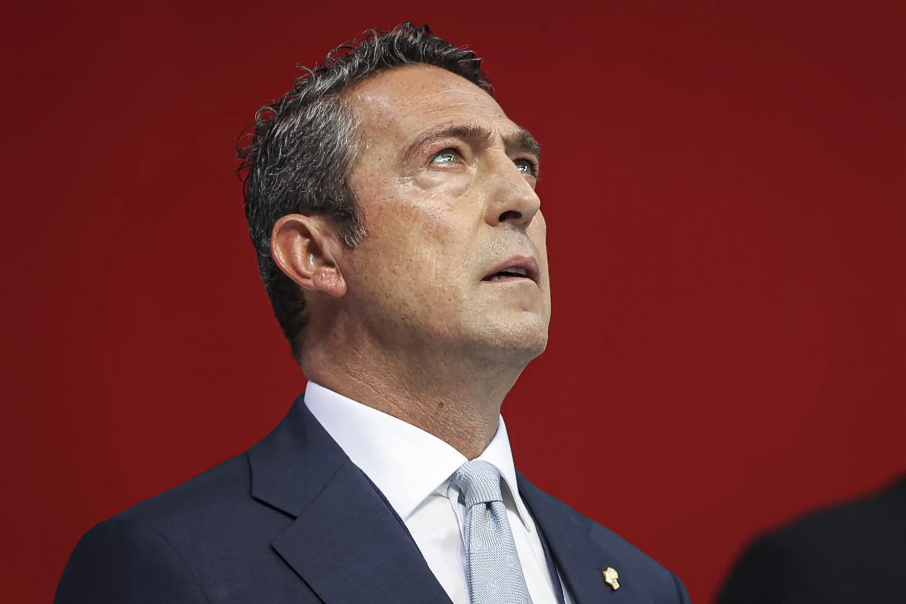 Galatasaray'dan Ali Koç'a Okan Buruk tepkisi: Sen kendini ne zannediyorsun?