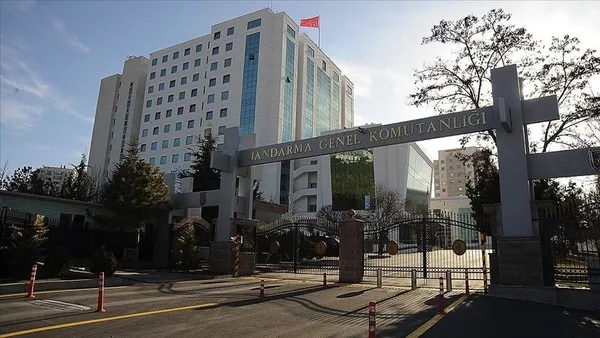 Jandarma uzman erbaş alımı başladı mı? 2021 Jandarma 5000 uzman erbaş alımı başvuru şartları nelerdir?