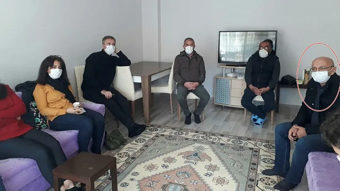 Şehit Necmettin öğretmenin ailesinden PKK elebaşının evine taziyeye giden HDP’lilere tepki: Onlarla teröristler arasında fark yok
