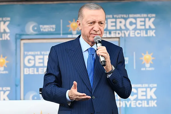 son-dakika-ak-parti-adana-mitingi-baskan-erdogandan-chpye-cok-sert-sozler-birbirlerinin-kuyusunu-kaziyorlar-1708866894939.jpeg Son dakika | AK Parti Adana mitingi! Başkan Erdoğan'dan CHP'ye çok sert sözler: Birbirlerinin kuyusunu kazıyorlar - 6