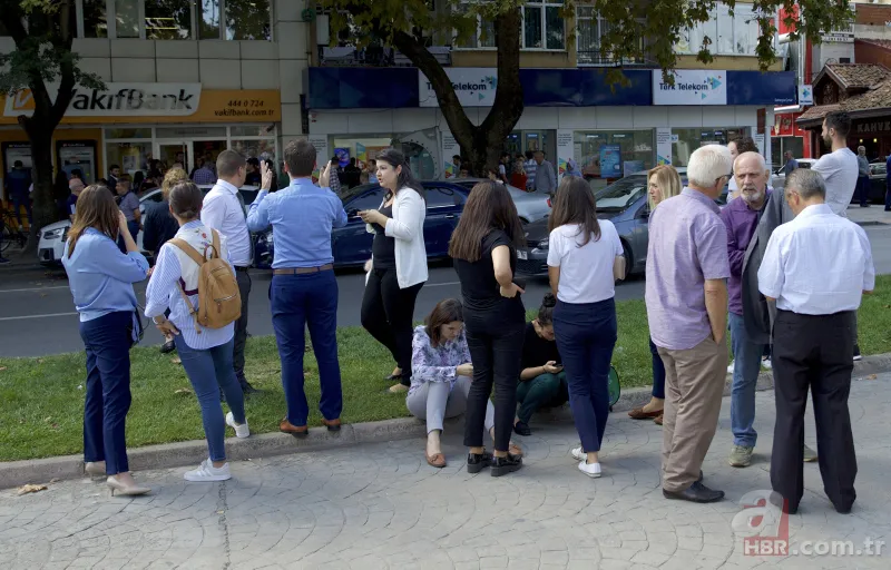 Deprem nedeniyle İstanbullular parklara akın etti 17