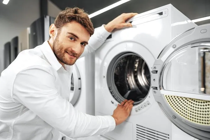 Tamircilerin Gizli Silahı: Çamaşır Makinesine 1 Bardak Ekle ve Ömürlük Kullan!