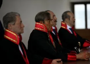 Demokrasi ve Özgürlükler Adası'nda fotoğraflarla geçmişe yolculuk! O ifade dikkat çekti