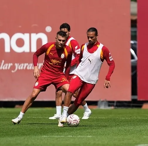 Galatasaray'da Dursun Özbek ve yönetiminden Trabzonspor derbisi öncesi 1 milyon euroluk prim kararı! - 1