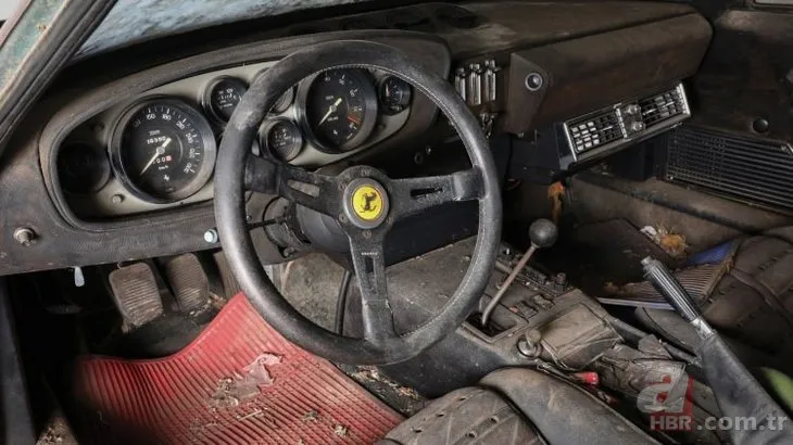 Ferrari 365 GTB / 4 Daytona garajdan çıktı! Gözlerine inanamadılar...