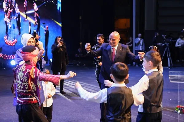 AK Parti Ankara Büyükşehir Belediye Başkan Adayı Turgut Altınok müjdeleri sıraladı! Projelerini tek tek anlattı