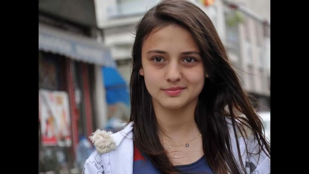 dogdugun ev kaderindir in zeynep i demet ozdemir in degisimi soke etti estetiksiz hali pes dedirtti