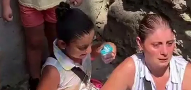 İstanbul Avcılar'da 8 kişi metrobüs asansöründe mahsur kaldı