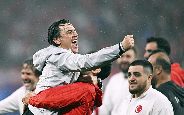Vincenzo Montella’dan UEFA’ya net tepki: Türk gururunu dizginleyemezler! Bu bizi motive edecek