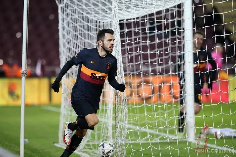 Arda Turan’dan Galatasaray’a transfer çıkarması! O futbolcunun peşine düştü… 14