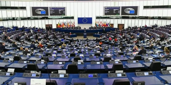 sengen-schengen-vizesi-dijitallesiyor-vize-basvurulari-internetten-yapilacak-1686682730992.jpg Şengen (Schengen) vizesi dijitalleşiyor | Vize başvuruları internetten yapılacak - 2