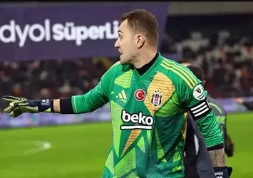 Beşiktaş'ın soyunma odası karıştı: Sizin tek derdiniz para