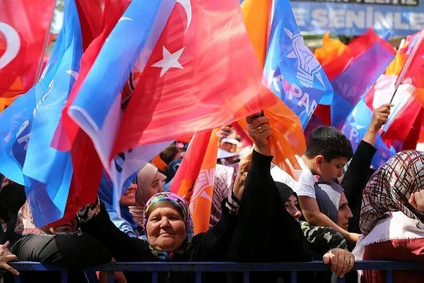 baskan-erdogandan-kemal-kilicdarogluna-sert-sozler-firari-fetoculer-chpnin-reklam-ajansi-gibi-calisiyor-1683553932212.jpeg Başkan Erdoğan'dan Kemal Kılıçdaroğlu'na sert sözler: Firari FETÖ'cüler CHP'nin reklam ajansı gibi çalışıyor - 4