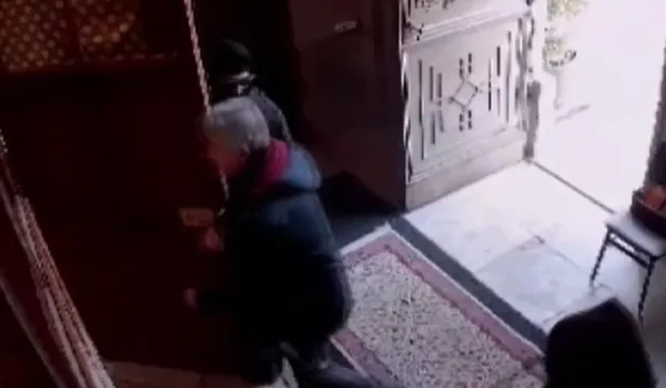 Kilise saldırısında yeni görüntüler ortaya çıktı! Kurbana kapıyı böyle açmışlar! Saldırıda dikkat çeken Balat detayı...