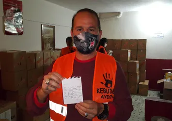 Küçük kızdan duygulandıran mektup: Senin mutluluğun için...