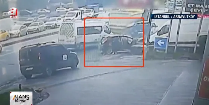 Son dakika: İstanbul Arnavutköy'de dehşet anları! TIR otomobili metrelerce sürükledi - 5