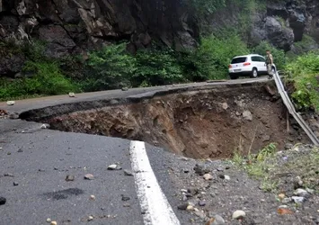 Trabzon'da sel can aldı