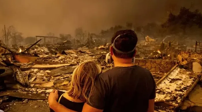 abd-cehennemi-yasiyor-californiadan-olum-haberleri-geldi-bidendan-skandal-aciklamalar-1736417903391.jpg Foto: EPA