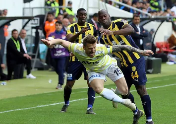 Fenerbahçe, Ankaragücü ile berabere kaldı