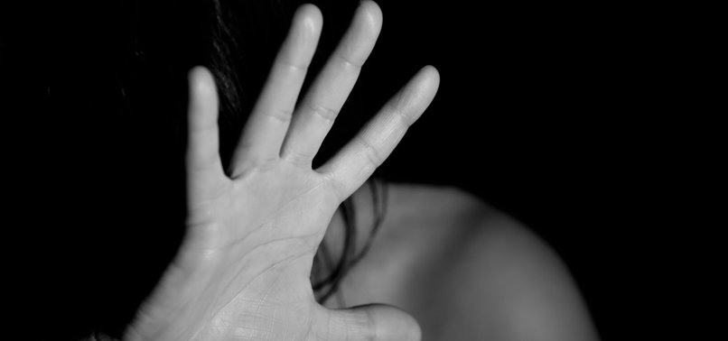 Eğlence mekânında tanıştığı kadına kâbusu yaşattı! Parayla birlikteliğe zorladı