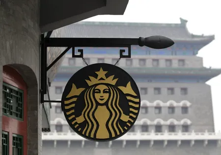 Katliam destekçisi Starbucks’a bir dava daha! Cinsel taciz ve çocuk işçi skandallarıyla gündeme gelmişti