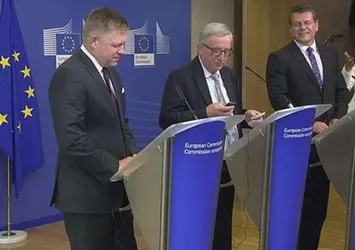 "Merkel aradı, Juncker telefonu yüzüne kapadı"