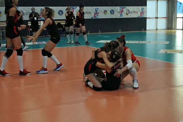 Türkiye İşitme Engelliler Kadın Voleybol Milli Takımı dünya şampiyonu oldu