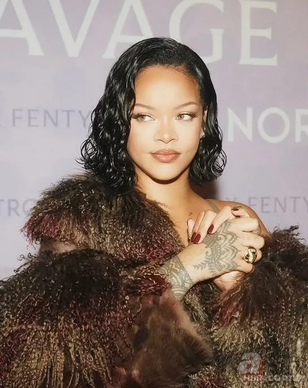 1. sırada Türk yıldız var! "Yaşayan En Güzel Kadınlar" listesi açıklandı 8