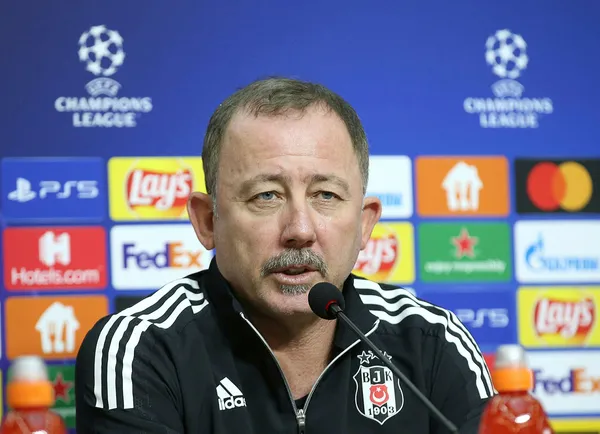 1631738523262.jpg Beşiktaş Teknik Direktörü Sergen Yalçın Borussia Dortmund maçı sonrasında konuştu: Golü erken bulsaydık başka bir oyun ortaya çıkabilirdi - 1