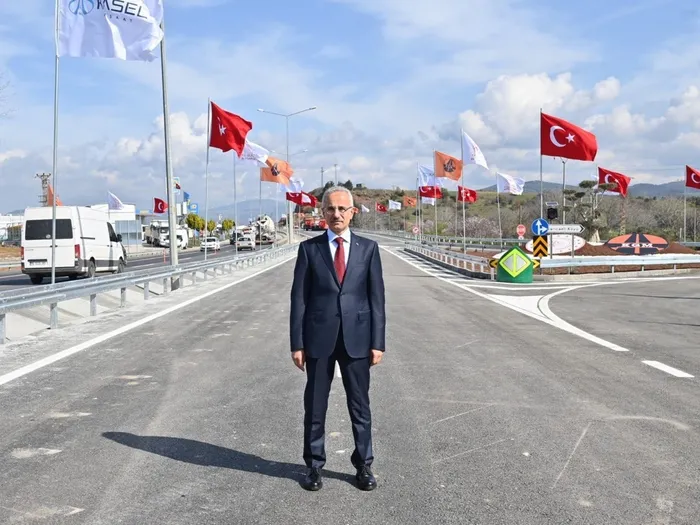Uraloğlu 2023 yılı karayolları trafik hacim istatistiklerini açıkladı! Türkiye’de en çok araç FSM’den geçiyor! - 3