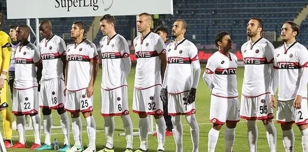 Gençlerbirliği-Osmanlıspor karşılaşmasına damga vuran o kare - 1