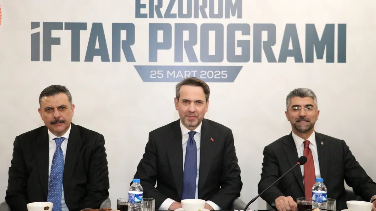 Bakan Bayraktar’dan enerjide tam bağımsızlık vurgusu: Hedef 3,3 trilyon dolar!