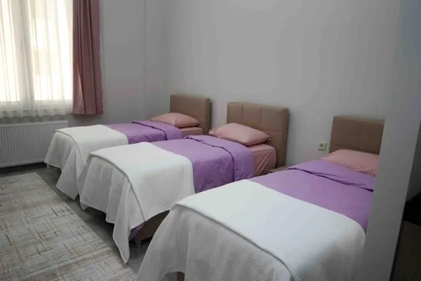 lise-yurt-basvuru-sonuclari-e-devlet-2023-2024-meb-lgs-parasiz-yatili-yurt-basvurulari-nereden-ogrenilir-isten-1693461706015.jpg Lise yurt başvuru sonuçları e-Okul 2023-2024 | MEB LGS parasız yatılı yurt başvuruları nereden öğrenilir, istenilen belgeler neler? Meb.gov.tr - 3