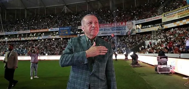 AK Parti sahaya indi! Başkan Erdoğan’a özel şarkı: Kafa Tutar Dünyaya