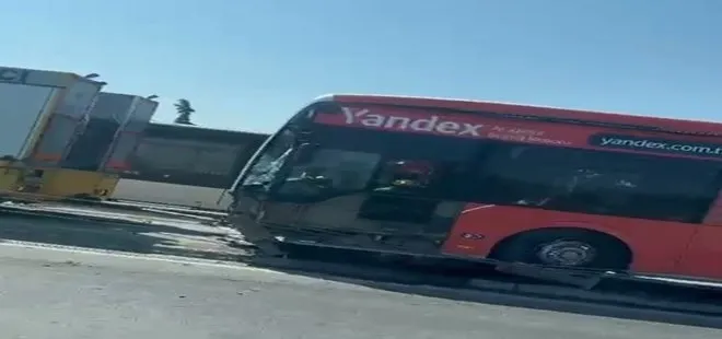 Haliç Köprüsü'nde metrobüs kazası
