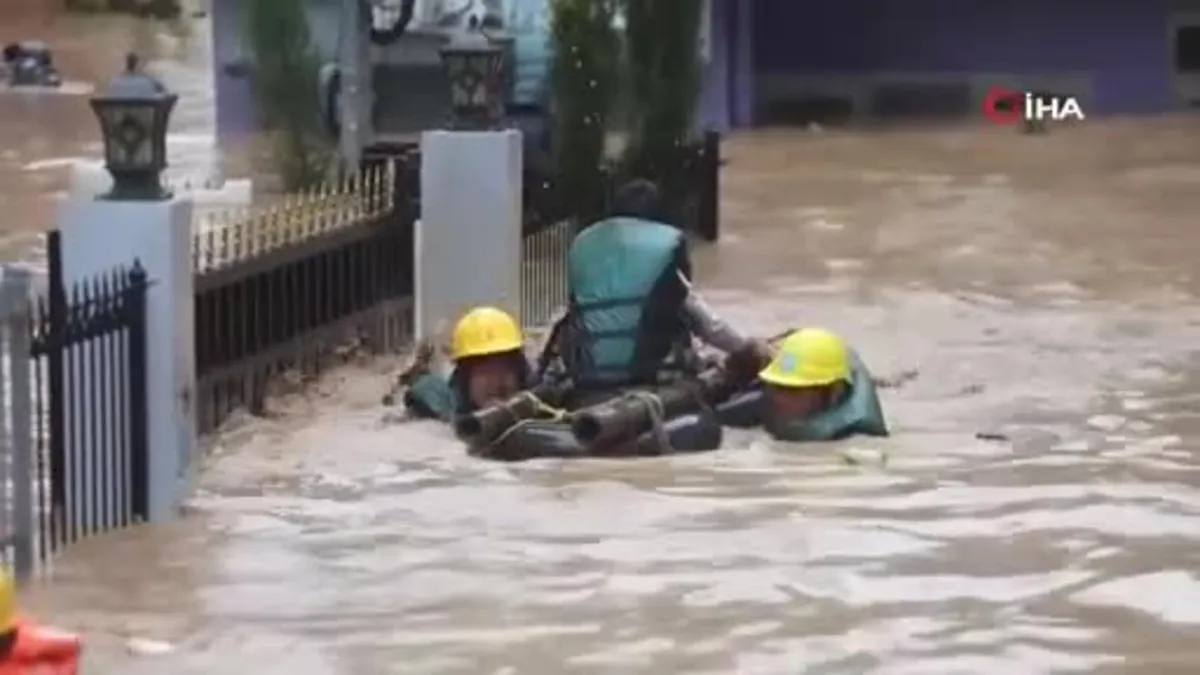 Nepal’deki afetlerde can kaybı 104’e yükseldi