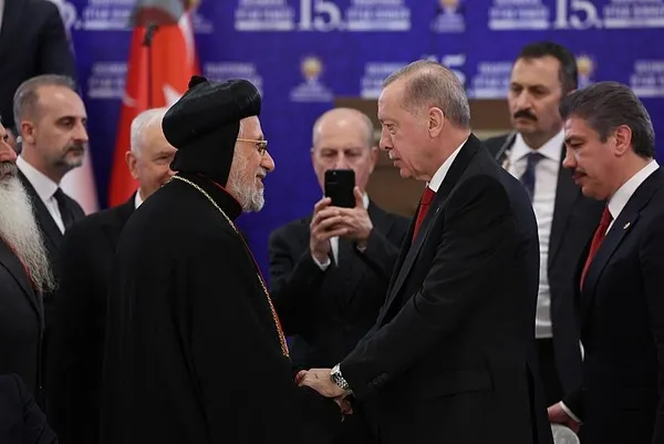 baskan-erdogan-buyukelciler-ile-iftar-programinda-konustu-teroristan-kurulmasina-izin-vermeyiz-1710271248597.jpeg Başkan Erdoğan 'Büyükelçiler ile iftar' programında net mesaj: Teröristan kurulmasına izin vermeyiz - 3