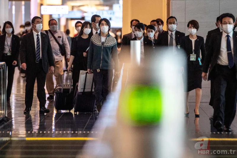 Aşkı için prenseslikten vazgeçen Mako Japonya’dan ayrıldı 11