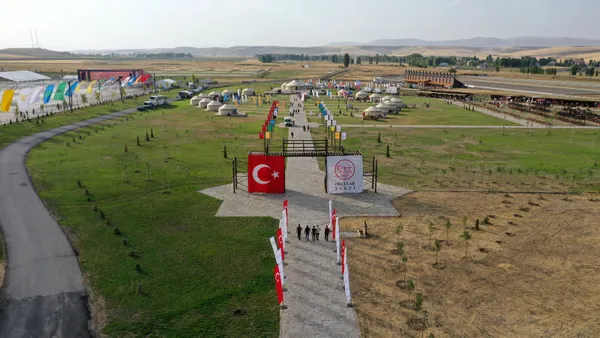 Son dakika: Malazgirt’in 951. yılı kutlamaları! Başkan Recep Tayyip Erdoğan’dan önemli açıklamalar | Sınır ötesine operasyon sinyali